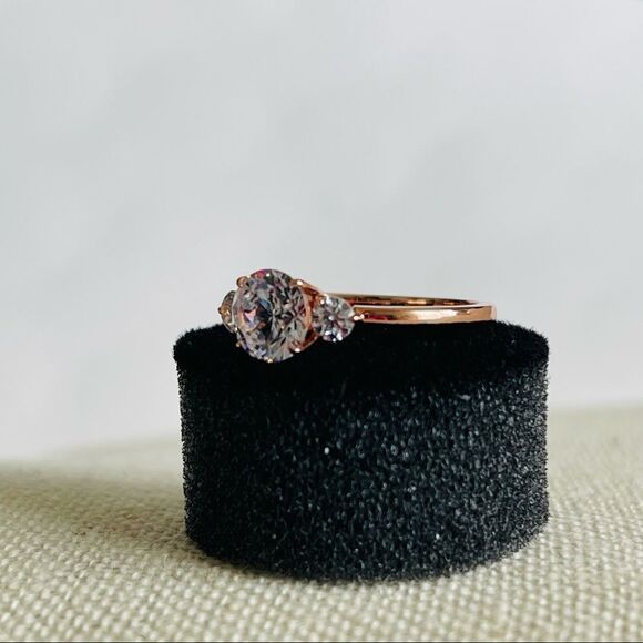1.0Ct Cubic Zirconia Rose Gold Ring Three Stone - Picture 5 of 5
